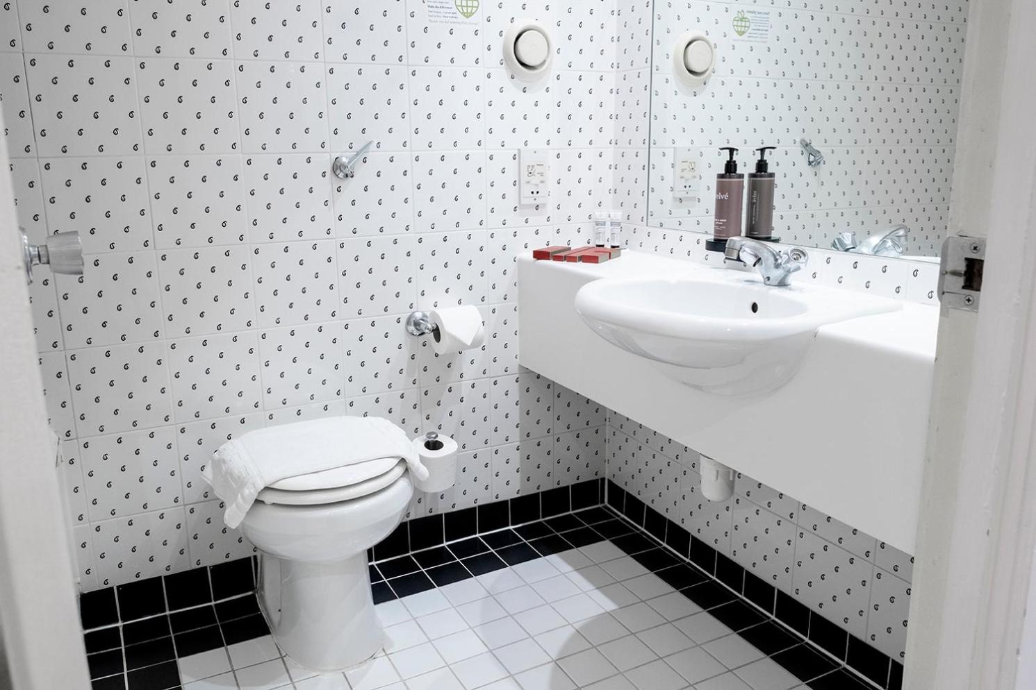 Muthu Glasgow River Hotel