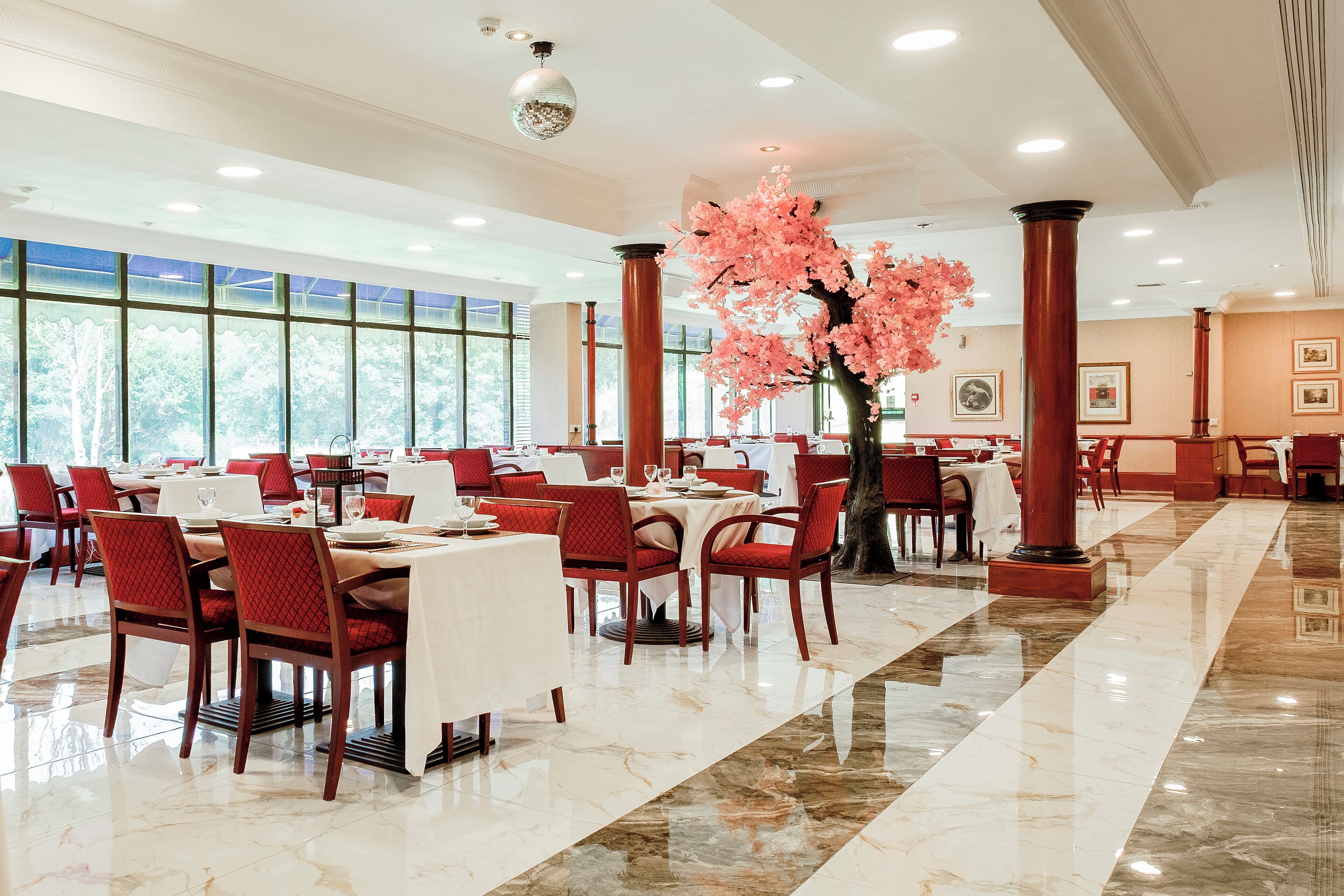 Muthu Glasgow River Hotel