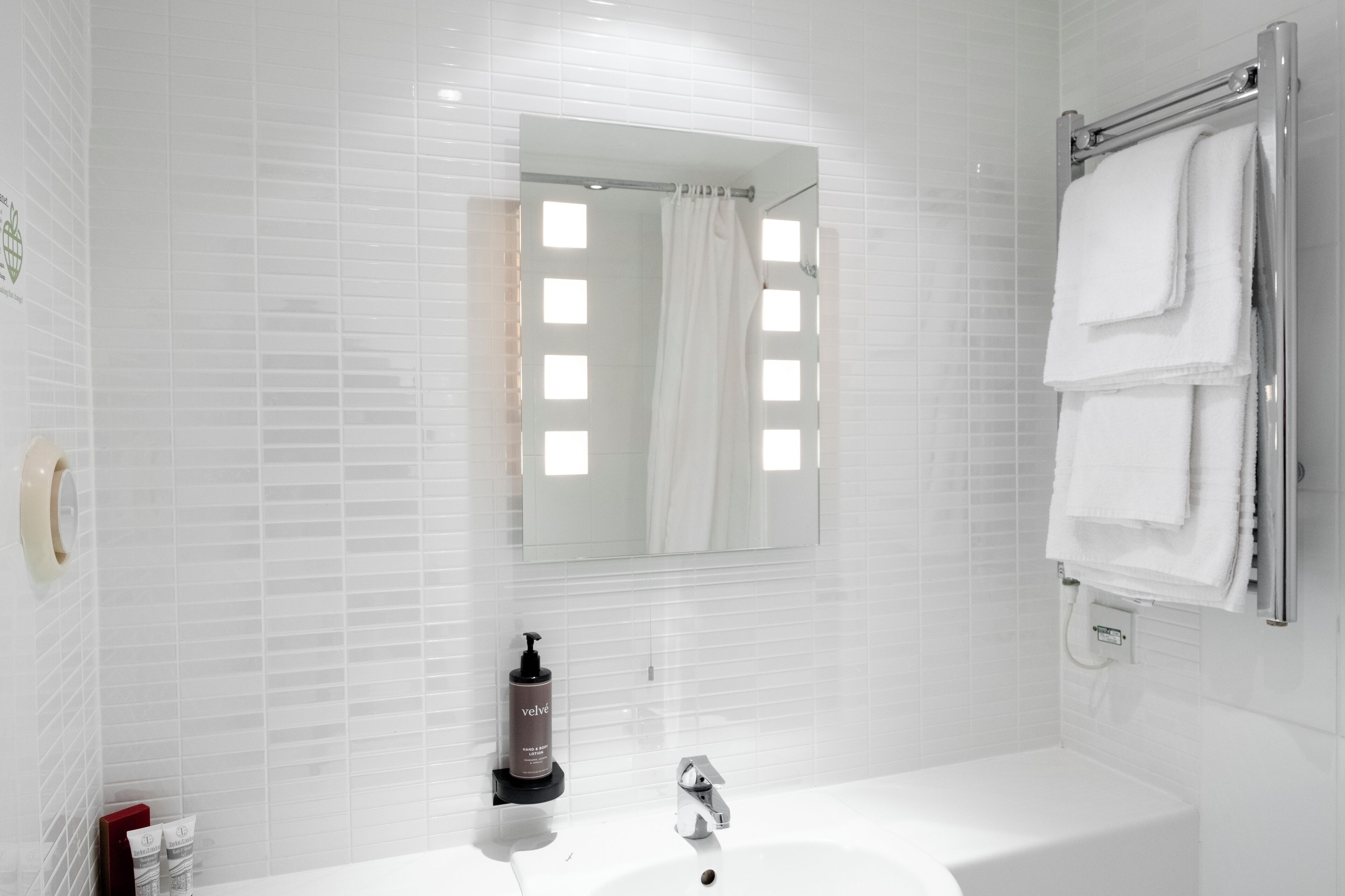 Muthu Glasgow River Hotel