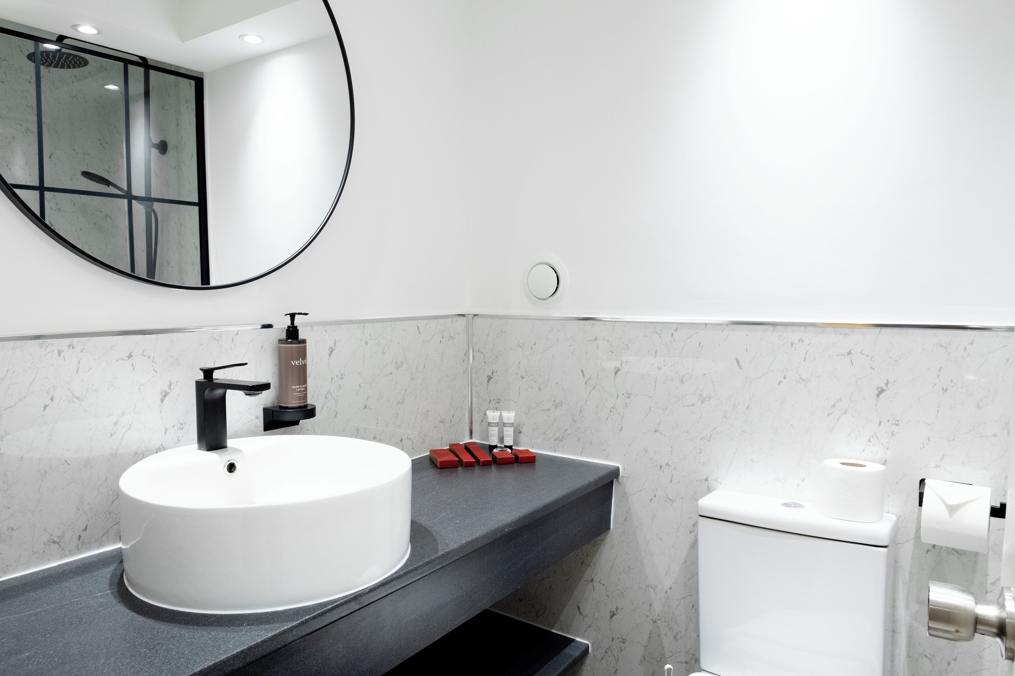 Muthu Glasgow River Hotel