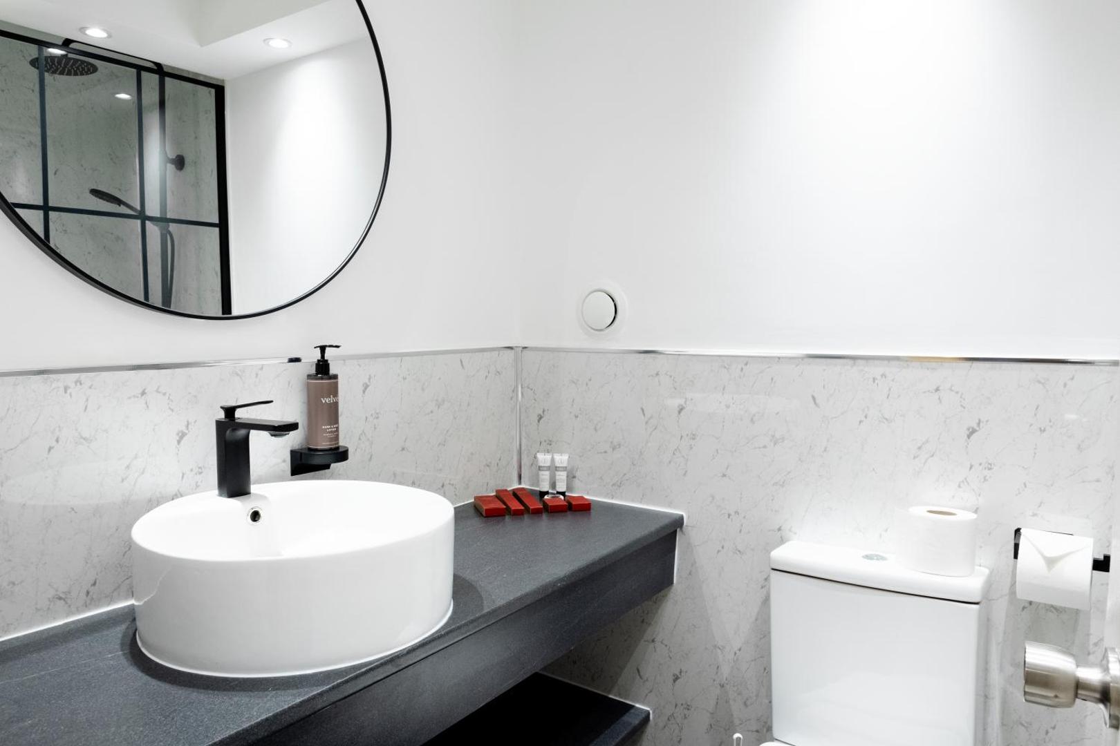 Muthu Glasgow River Hotel