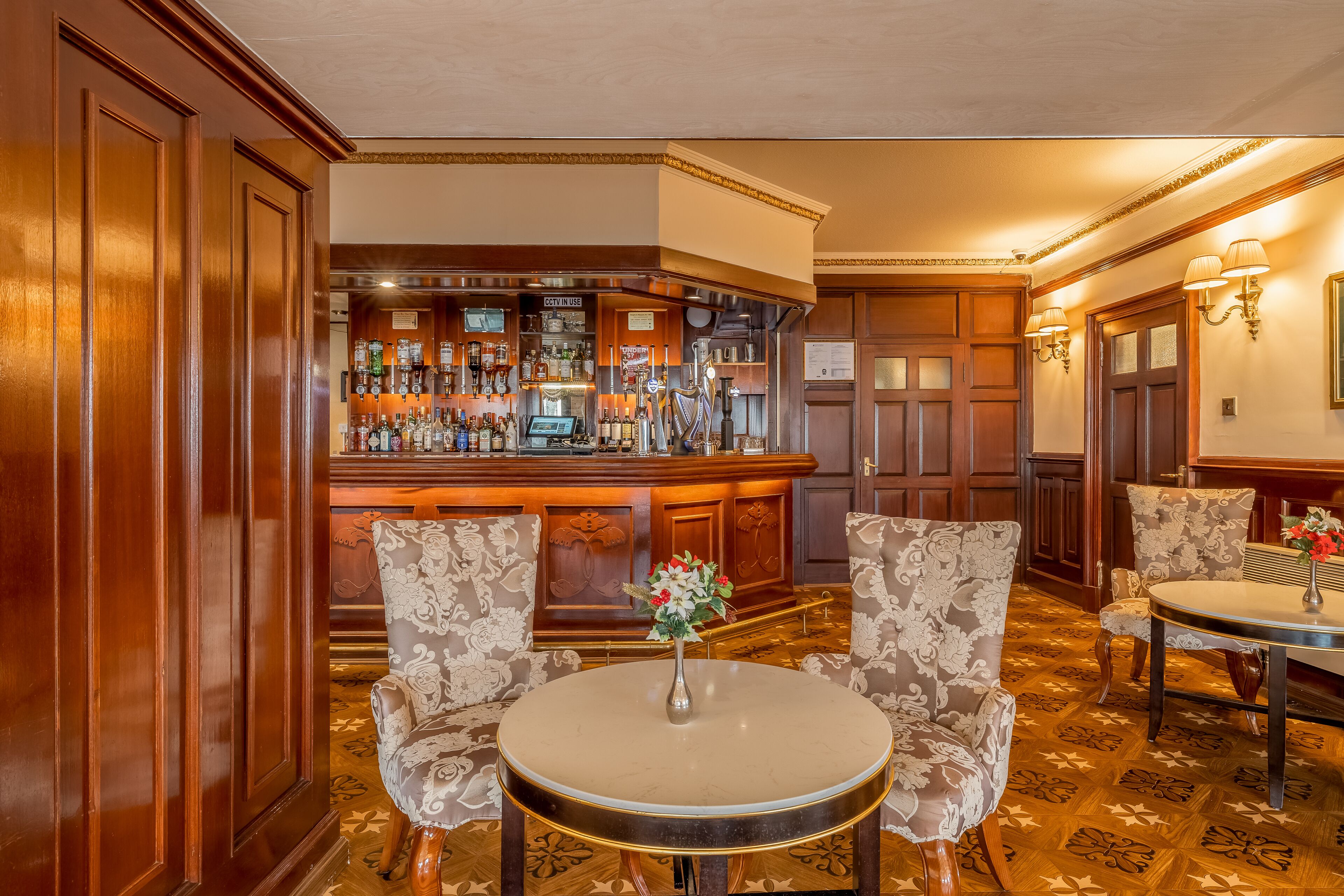 Muthu Fort William Hotel