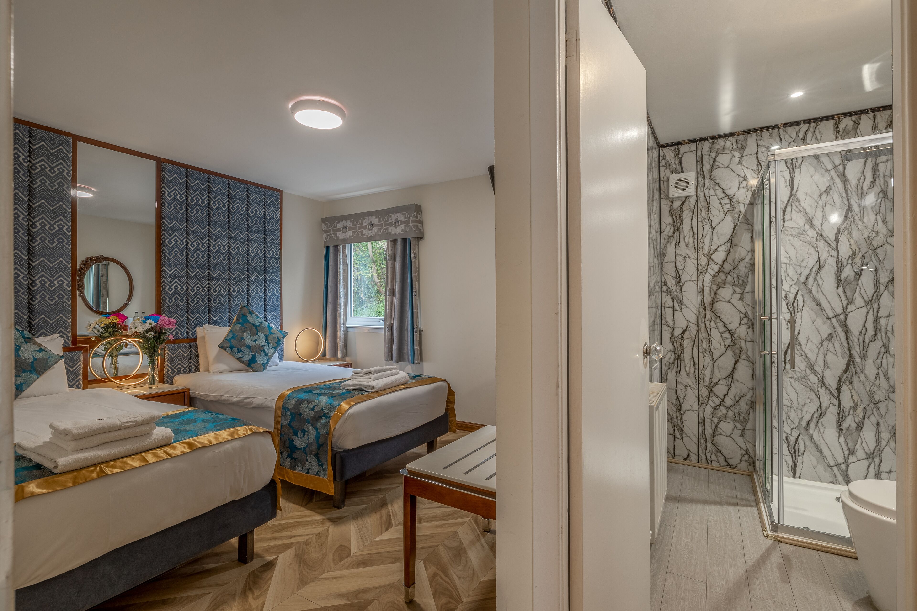 Muthu Fort William Hotel