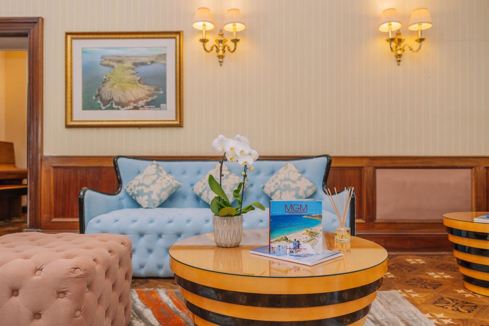 Muthu Fort William Hotel