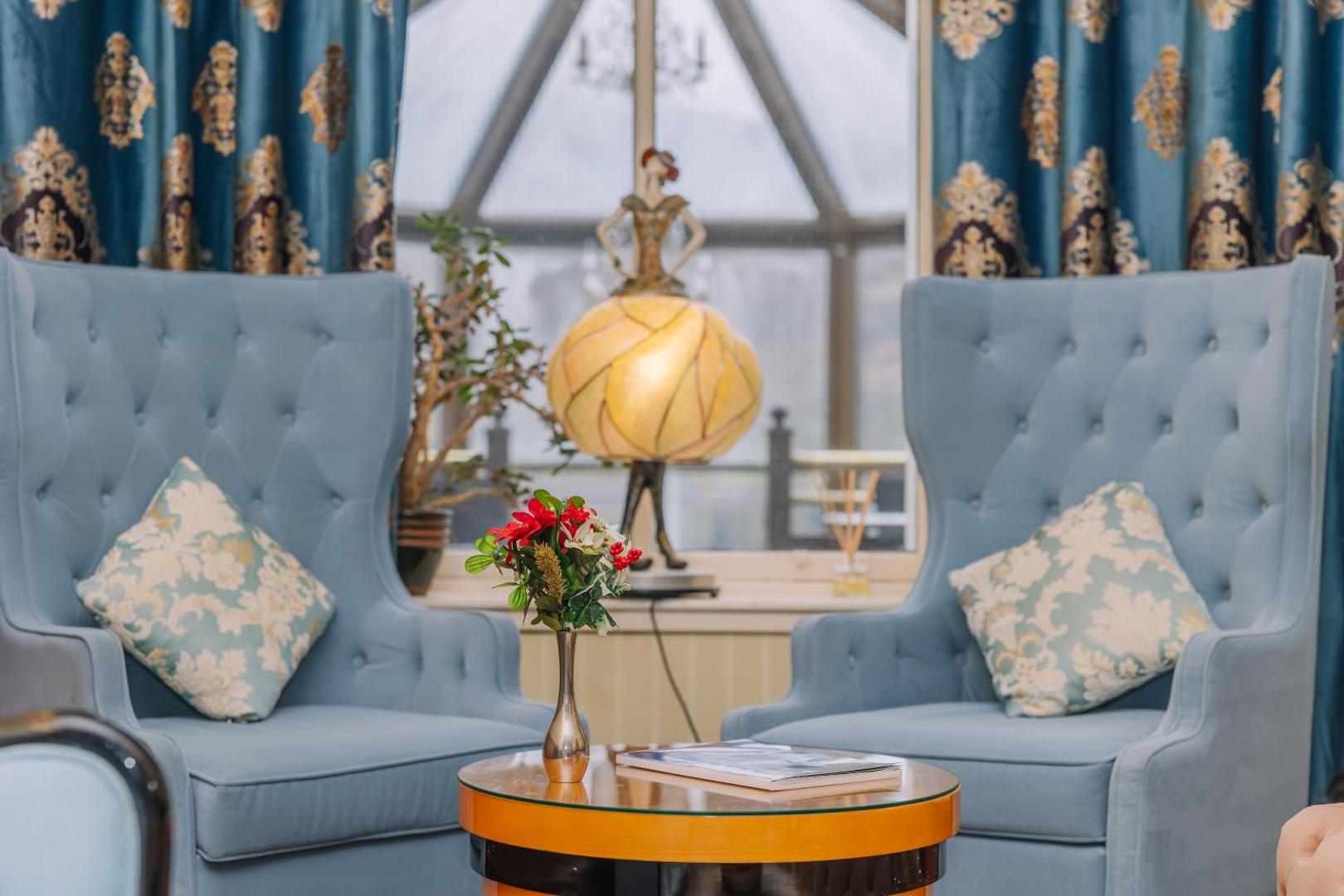 Muthu Fort William Hotel