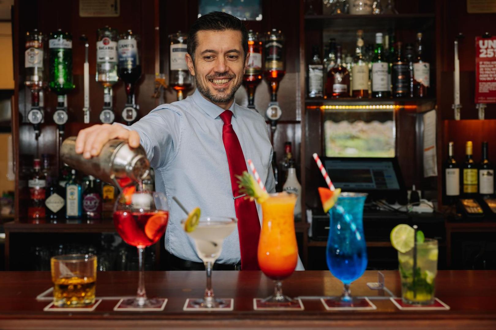 Muthu Fort William Hotel