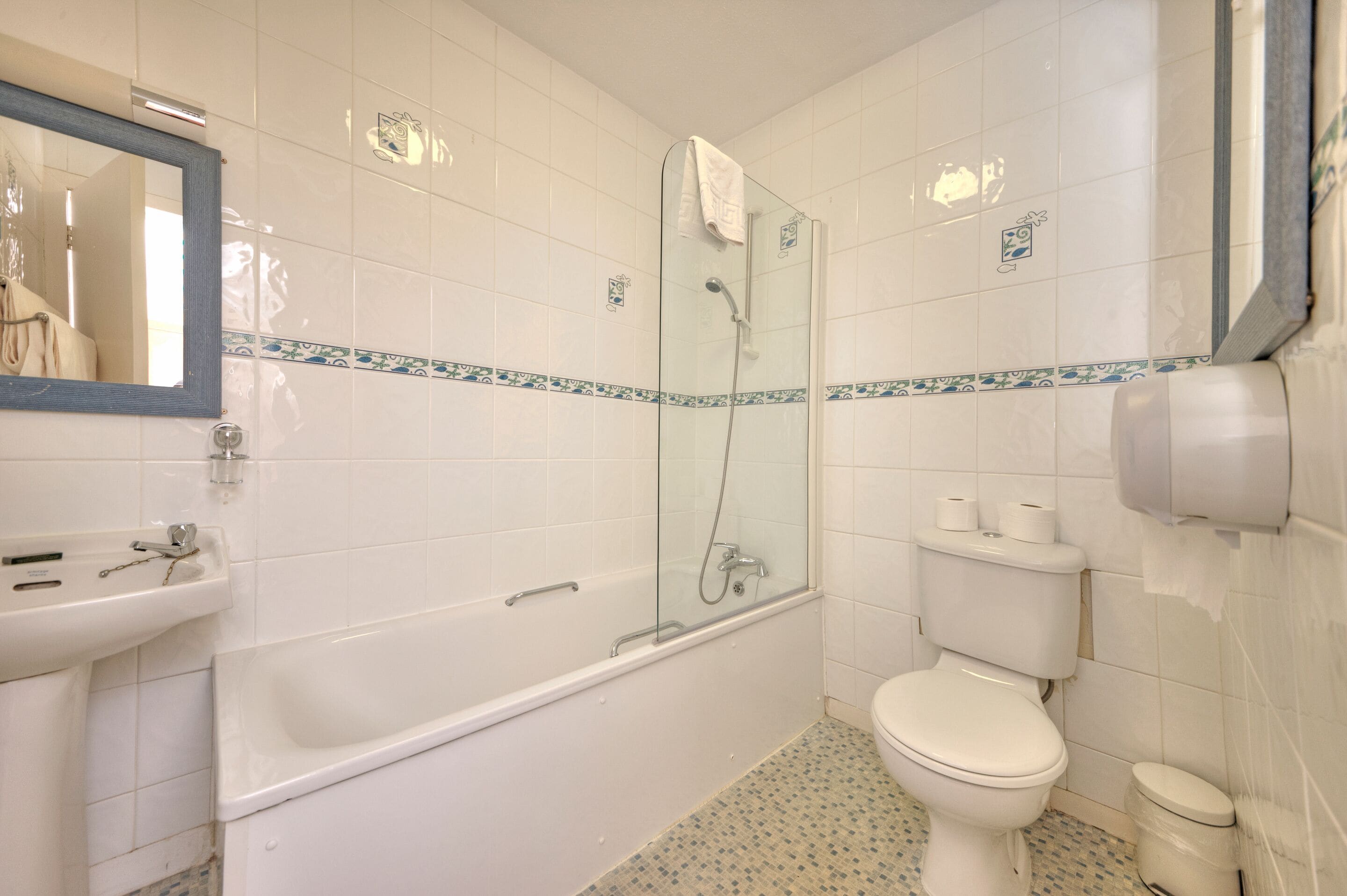 Muthu Fort William Hotel