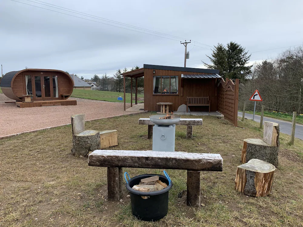AC/DC Glamping