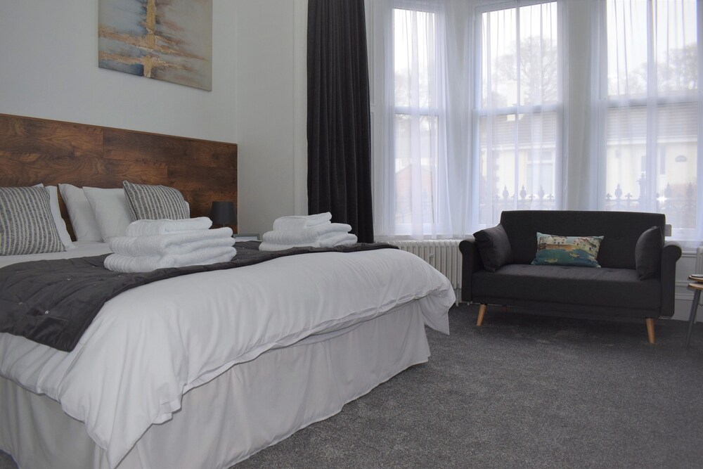 Woodlyn Bed And Breakfast
