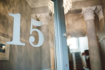 15Glasgow Bed & Breakfast