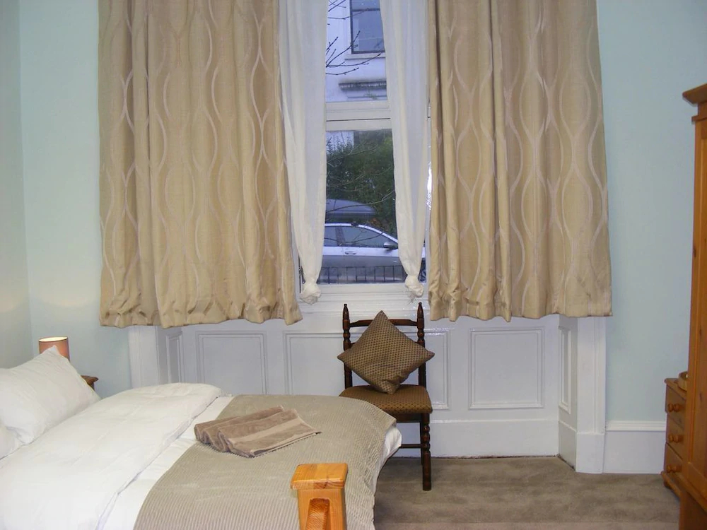 Bank Street Guest House
