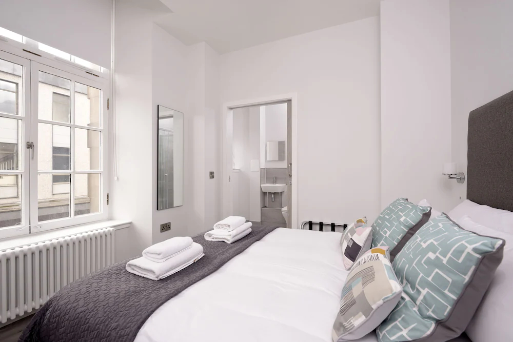 Destiny Scotland - Glassford Residence