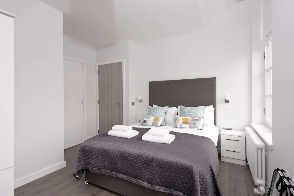 Destiny Scotland - Glassford Residence