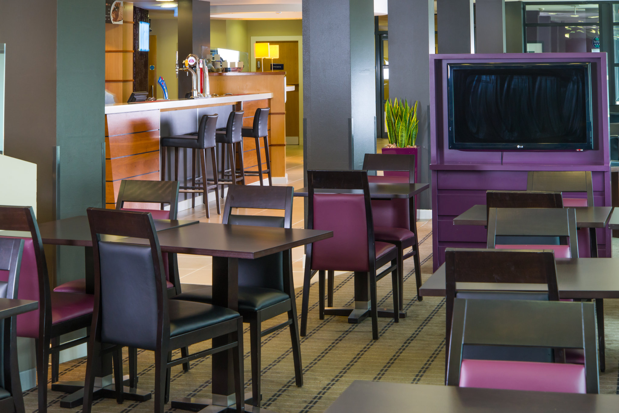 Holiday Inn Express Glasgow - City Centre Riverside