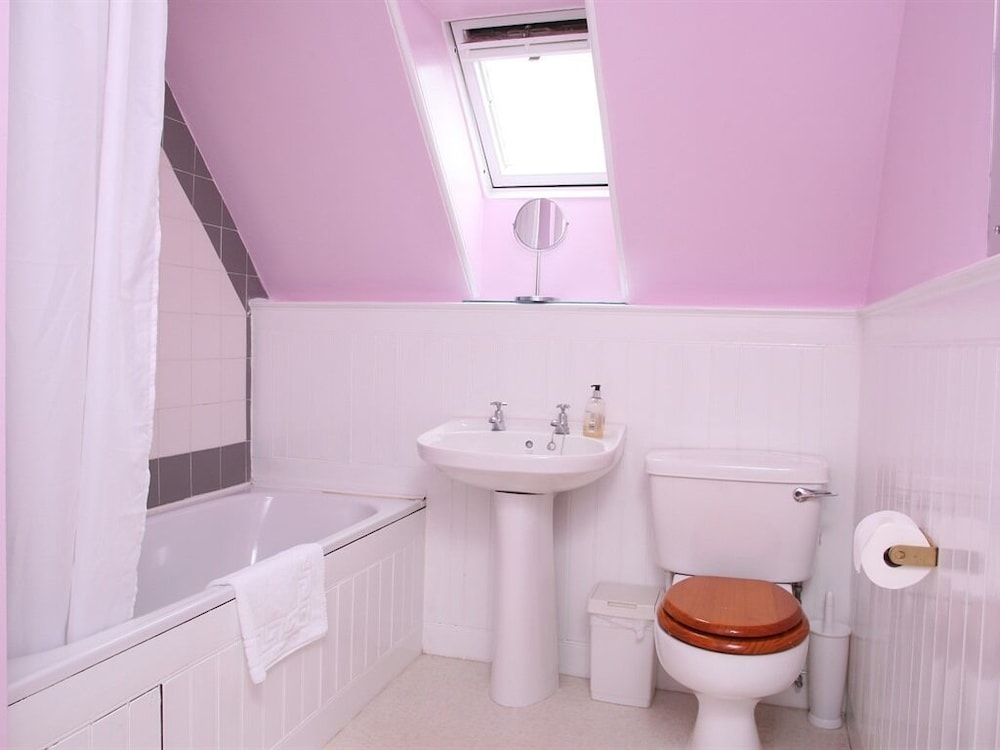 No 52 Charlotte Street