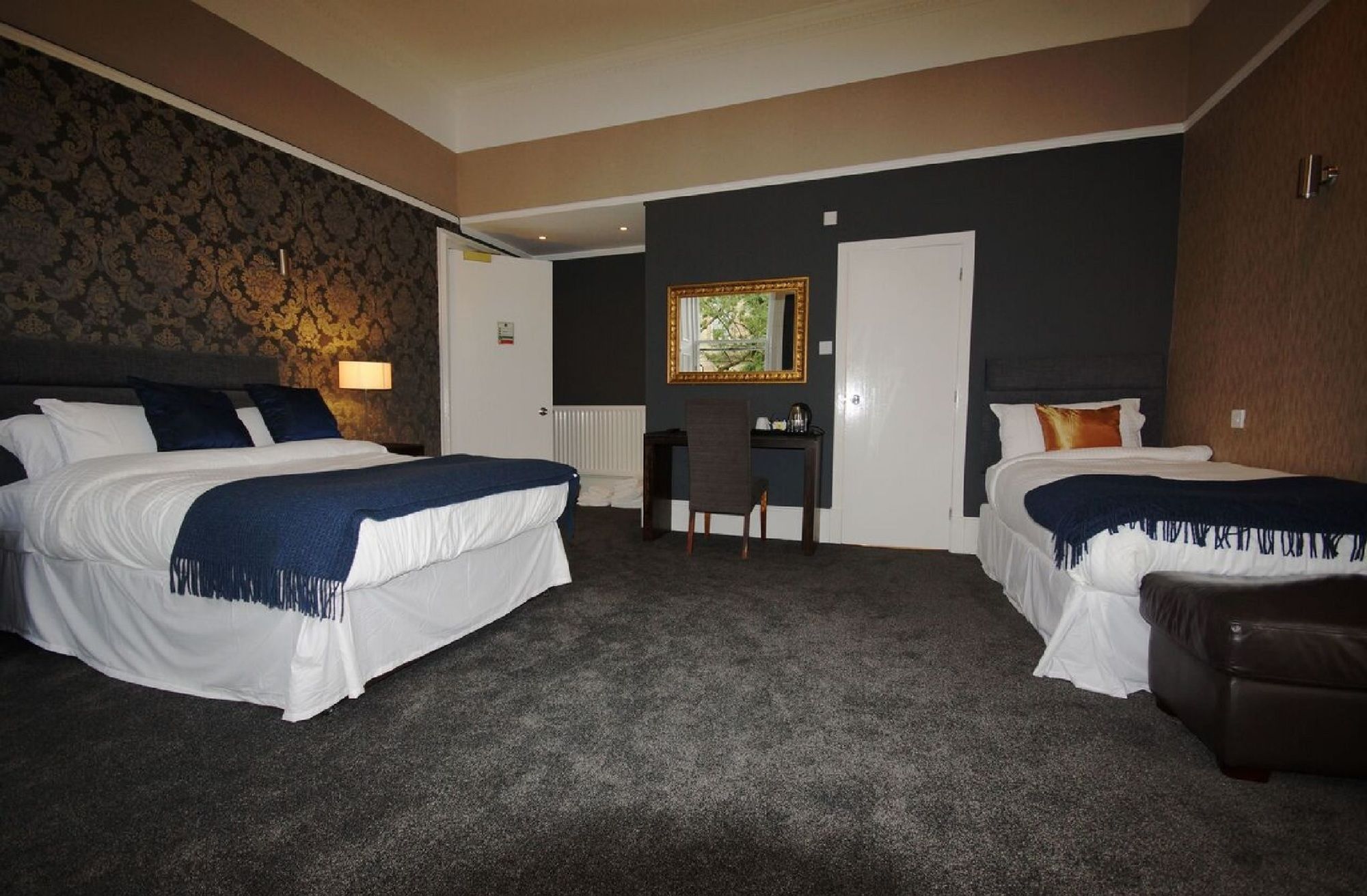 The Alfred Hotel