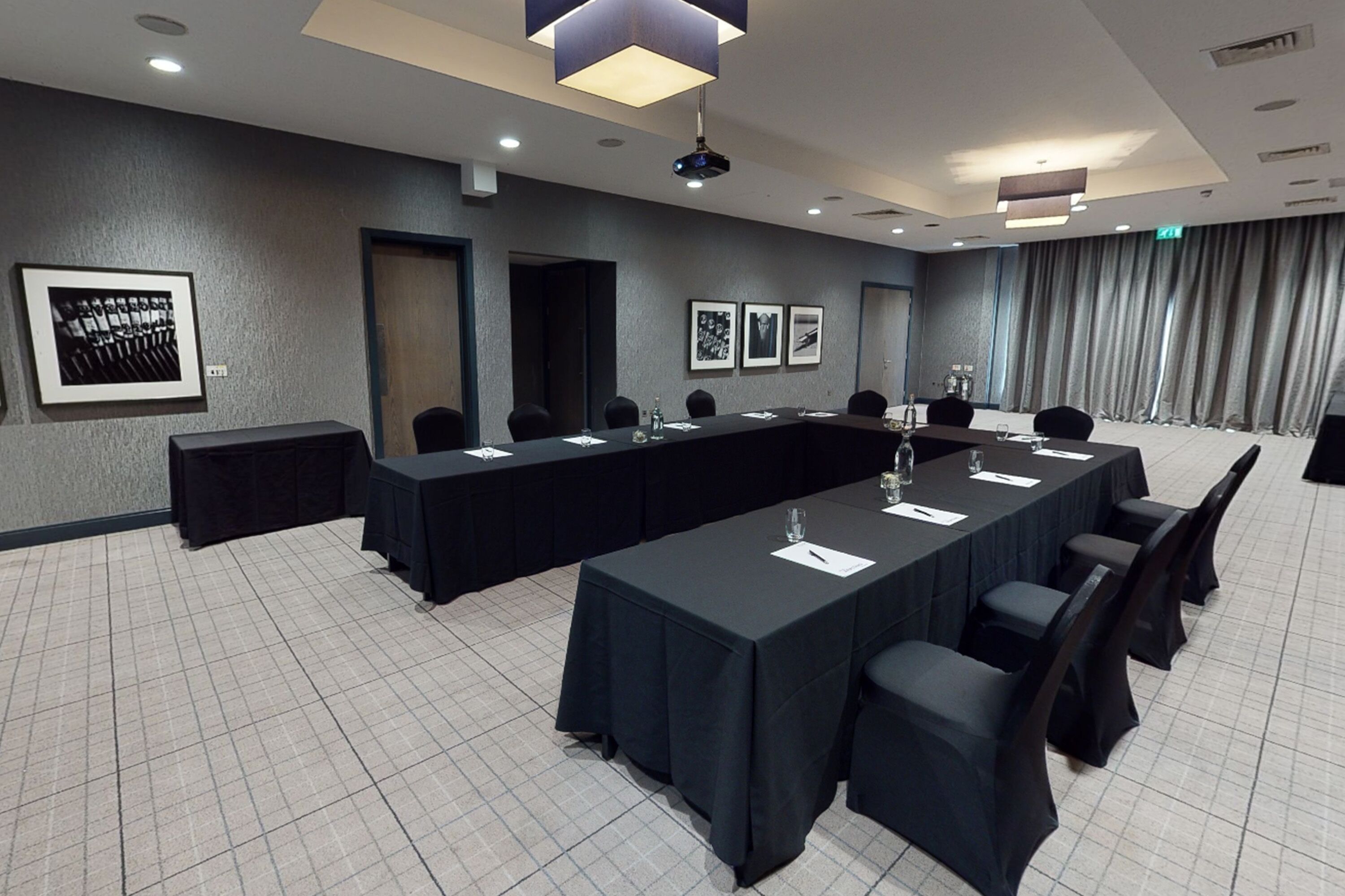 Village Hotel Glasgow