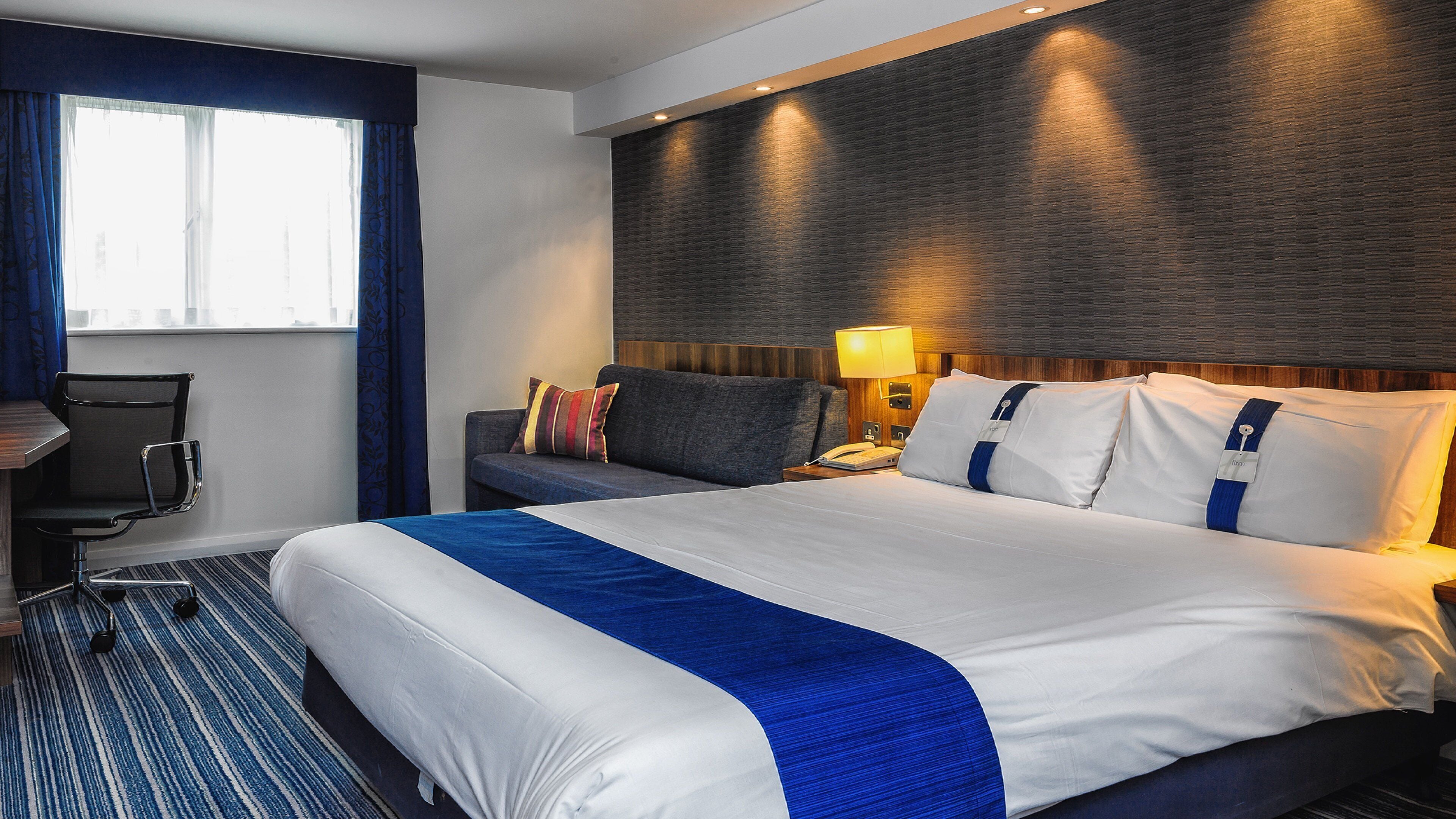 Holiday Inn Express Glenrothes