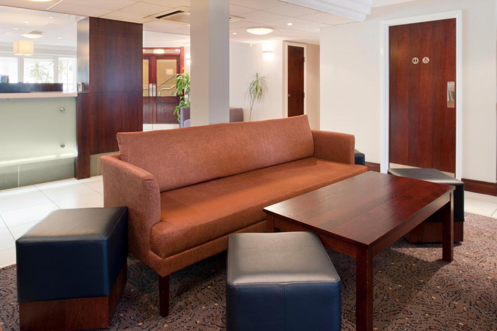 Holiday Inn Express Glenrothes