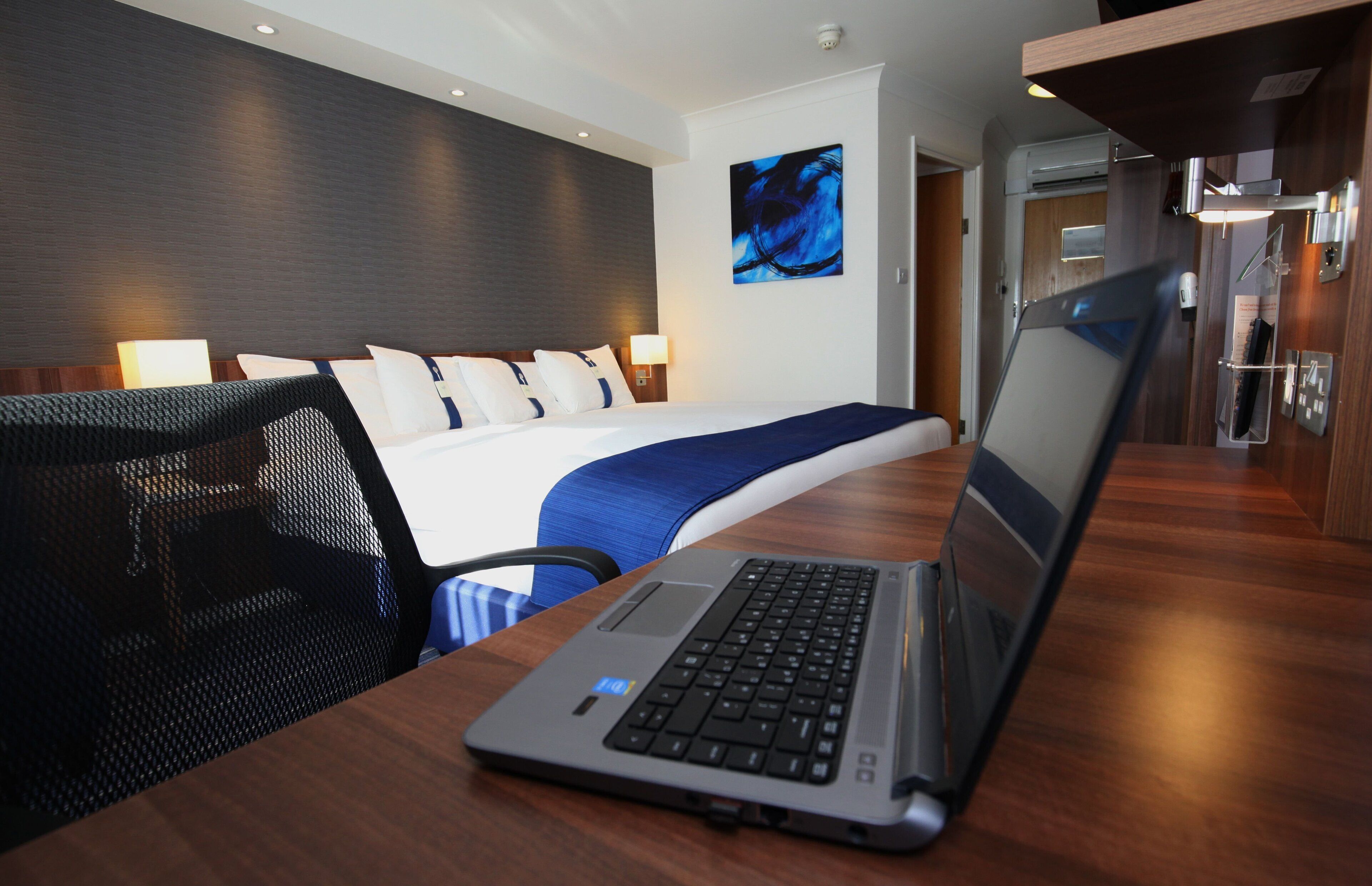 Holiday Inn Express Glenrothes