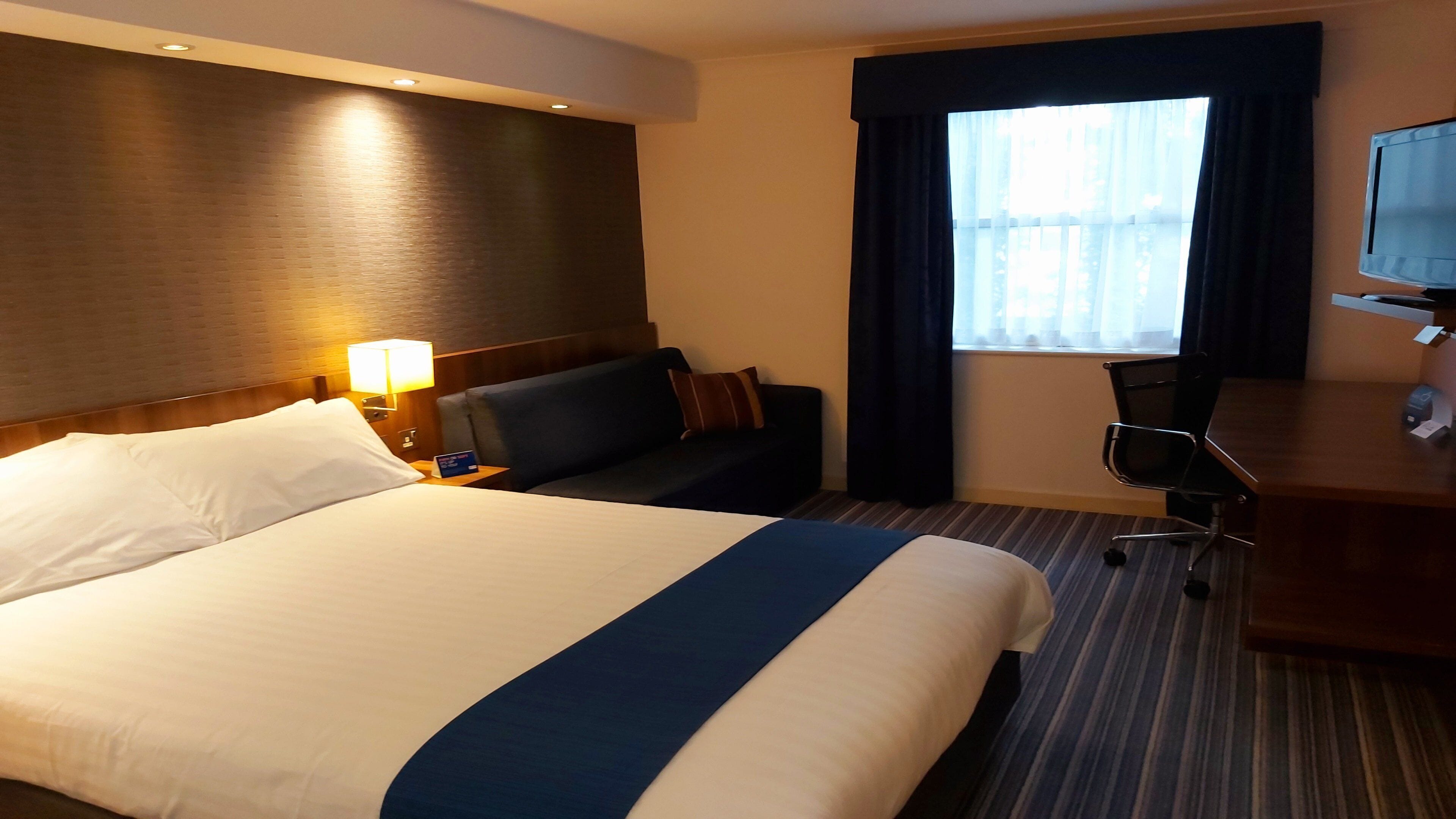 Holiday Inn Express Glenrothes