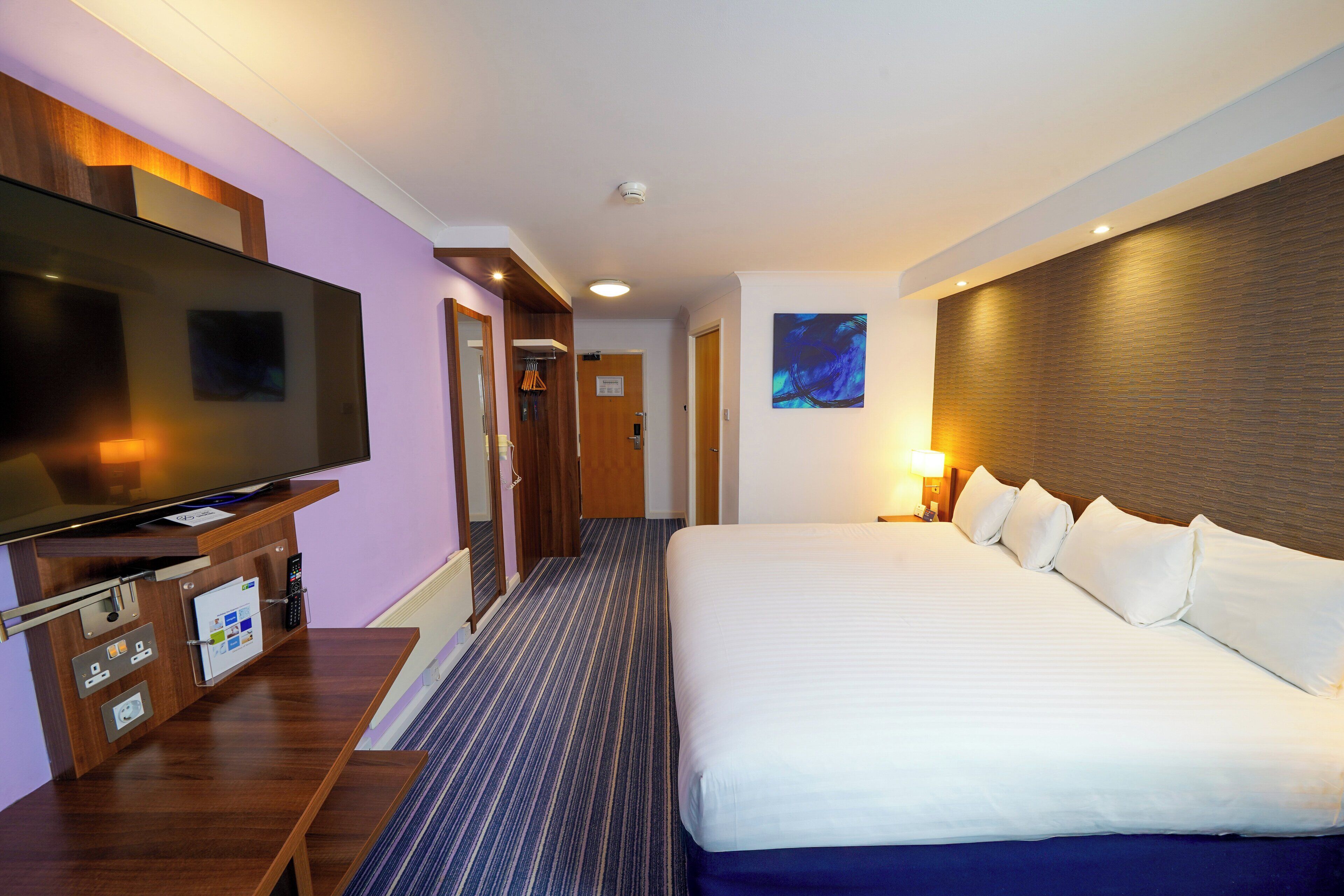 Holiday Inn Express Glenrothes