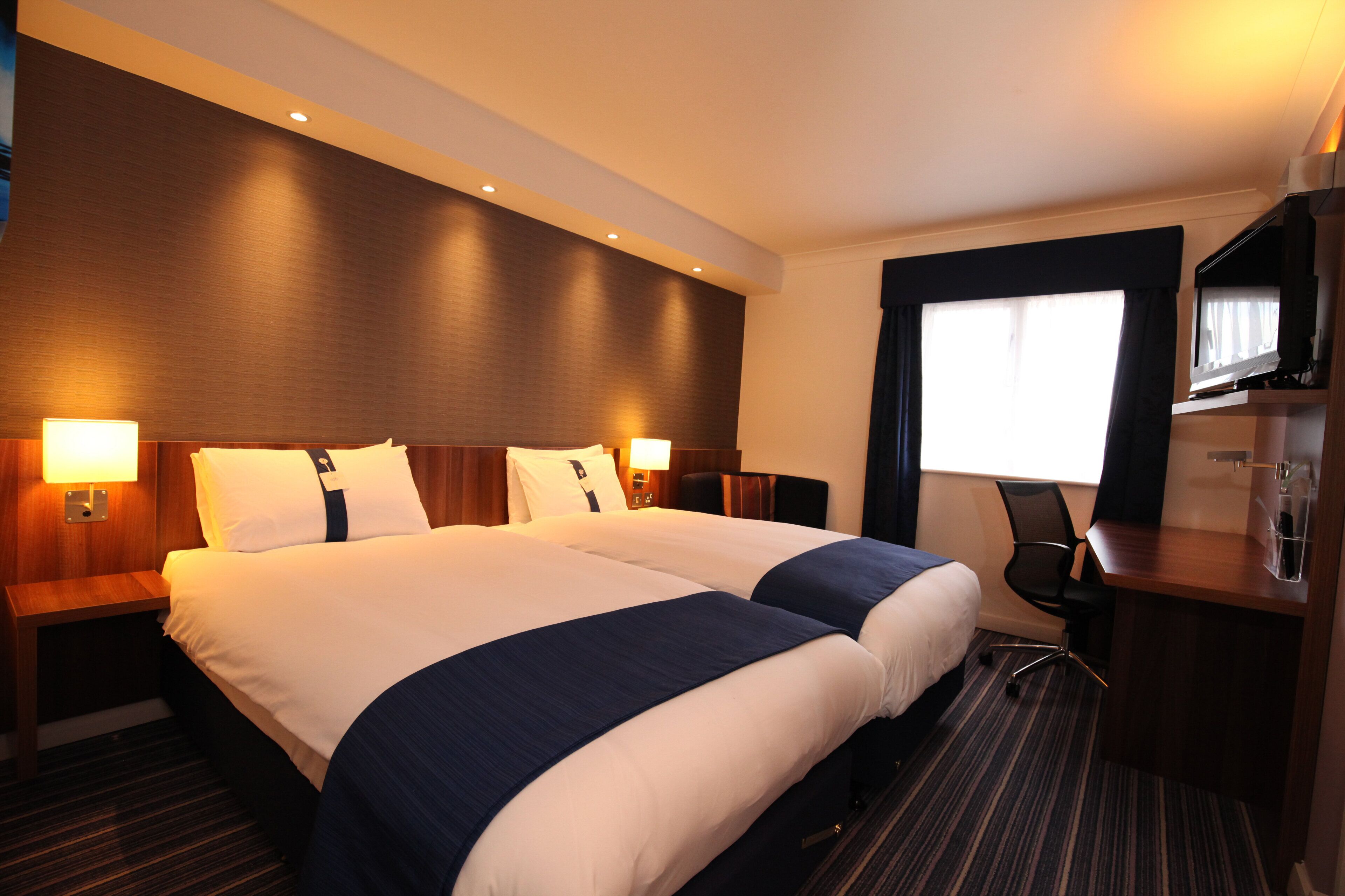Holiday Inn Express Glenrothes