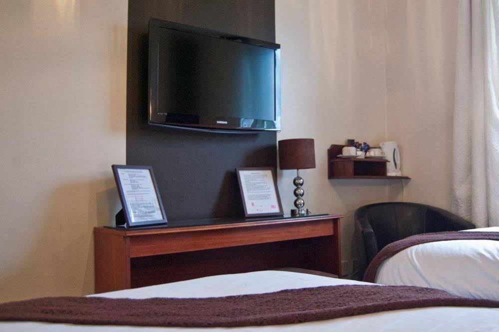 Avonbridge Hotel