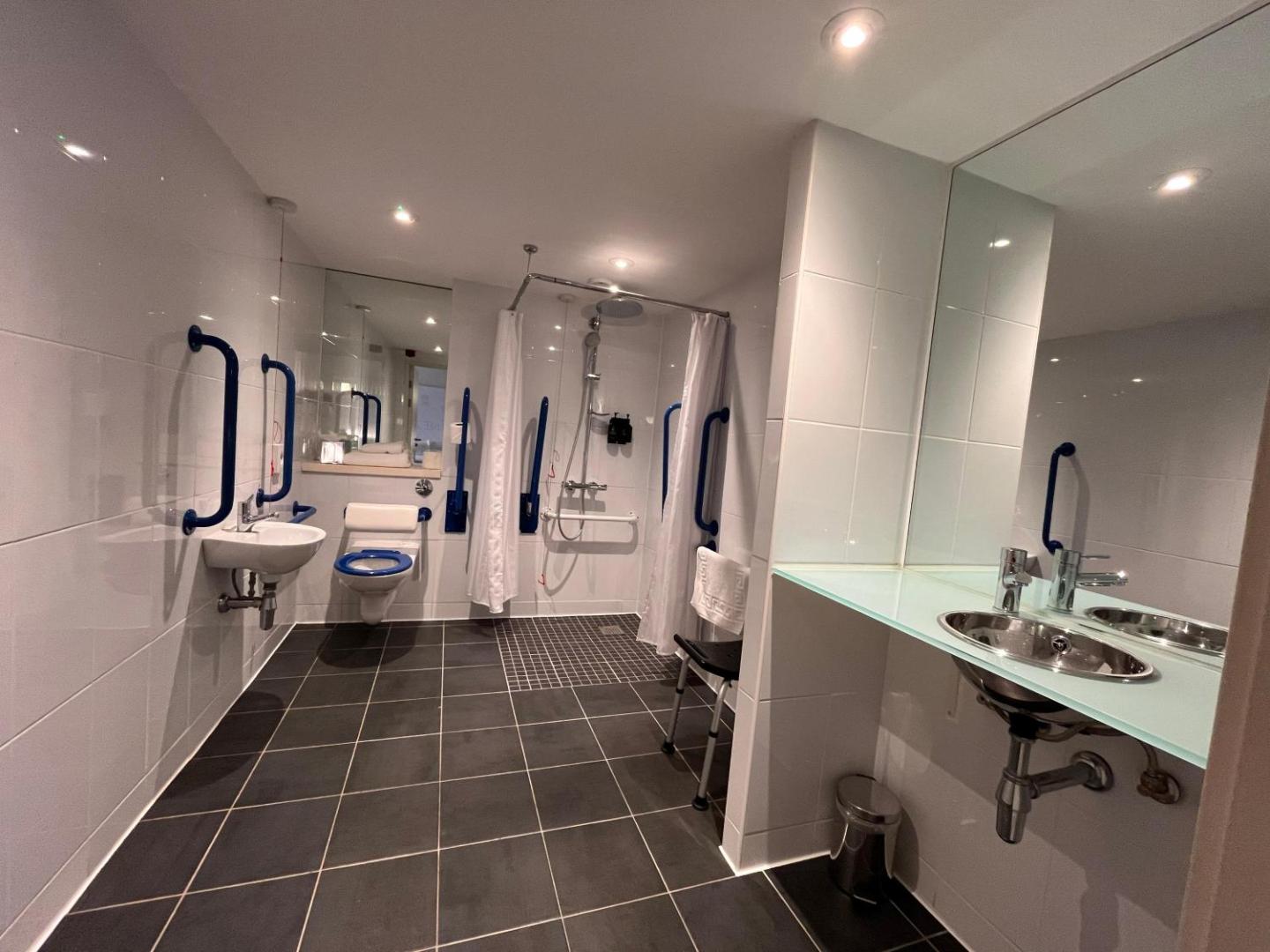 B&B HOTEL Inverness