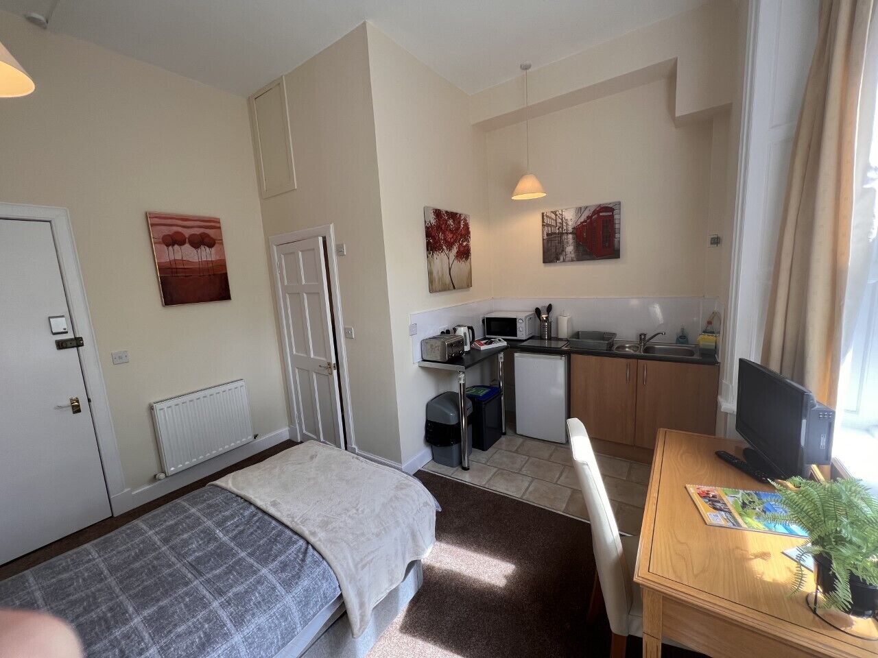 Rossal House Apartments