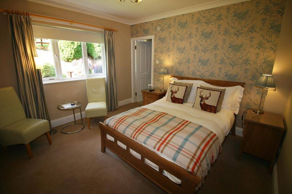 Willow Court