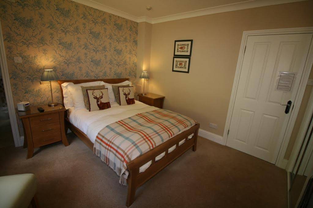 Willow Court