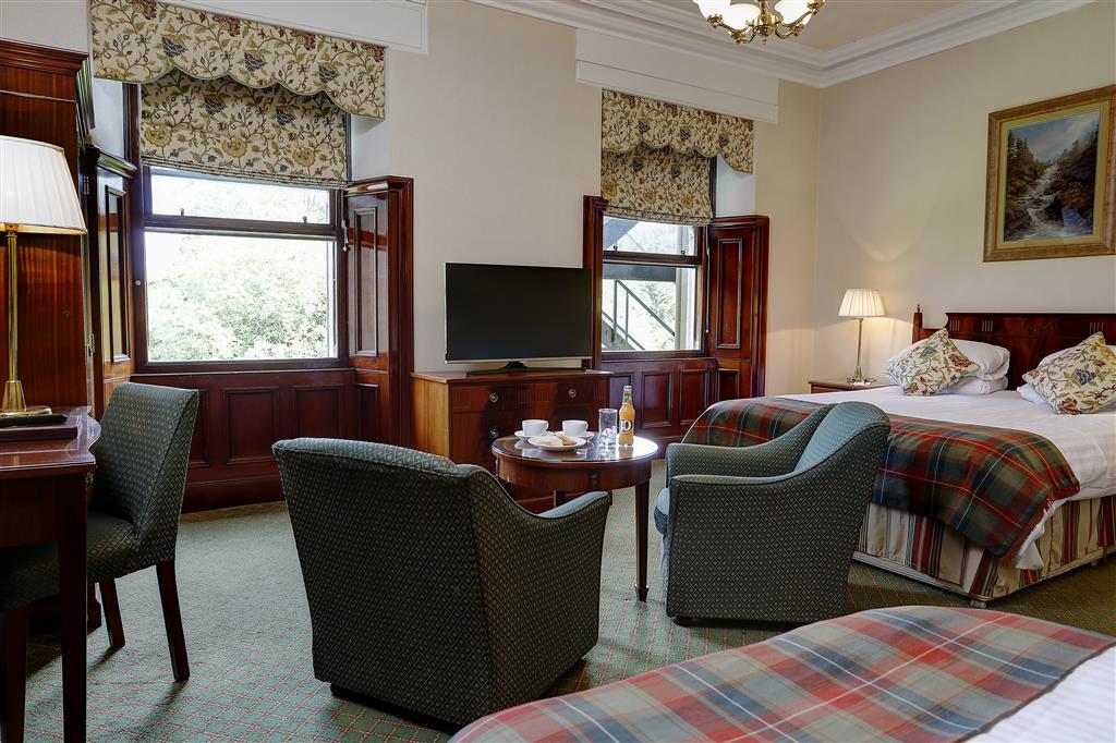 Cartland Bridge Hotel