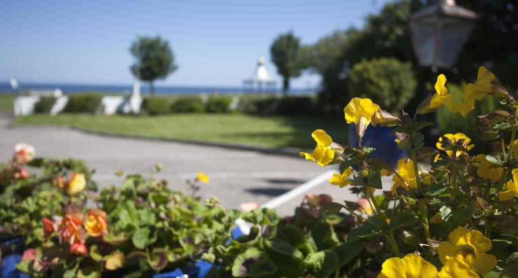 Sunny Brae Hotel