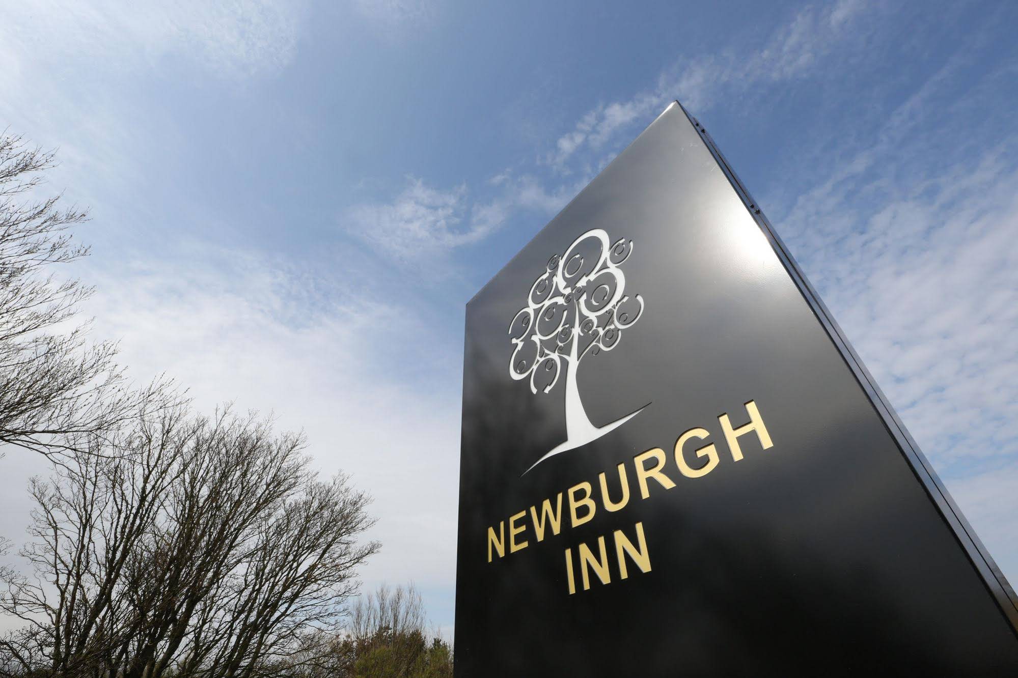 Newburgh Inn
