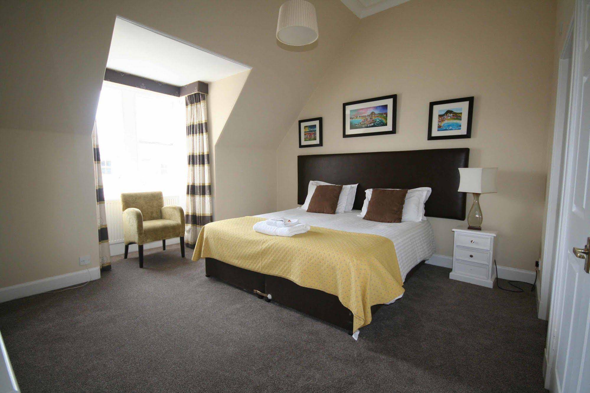 No. 12 Quality Street