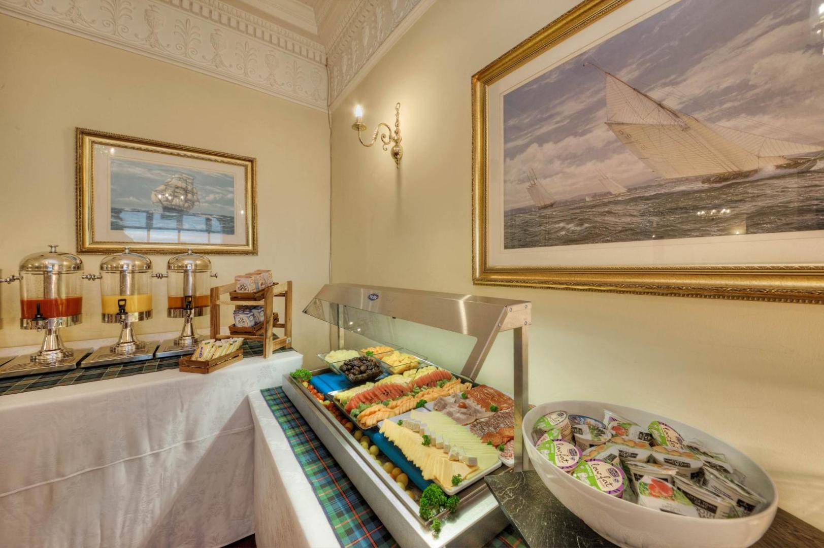 Muthu Alexandra Hotel