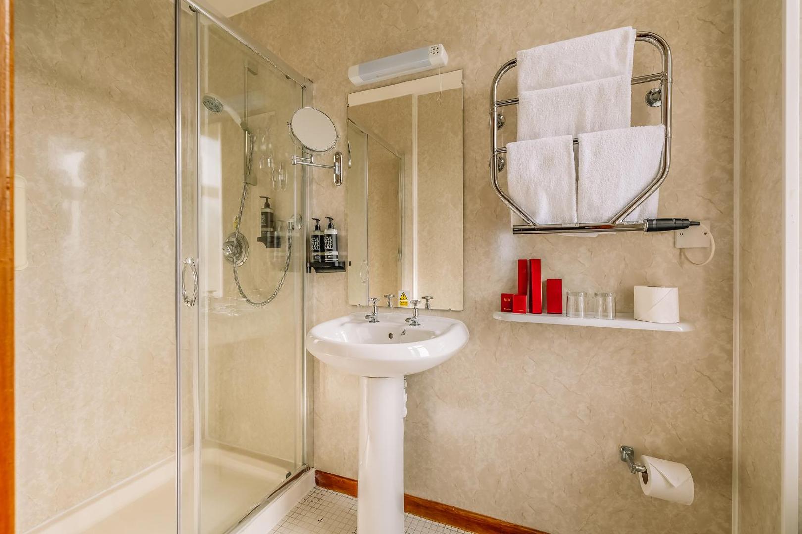 Muthu Alexandra Hotel