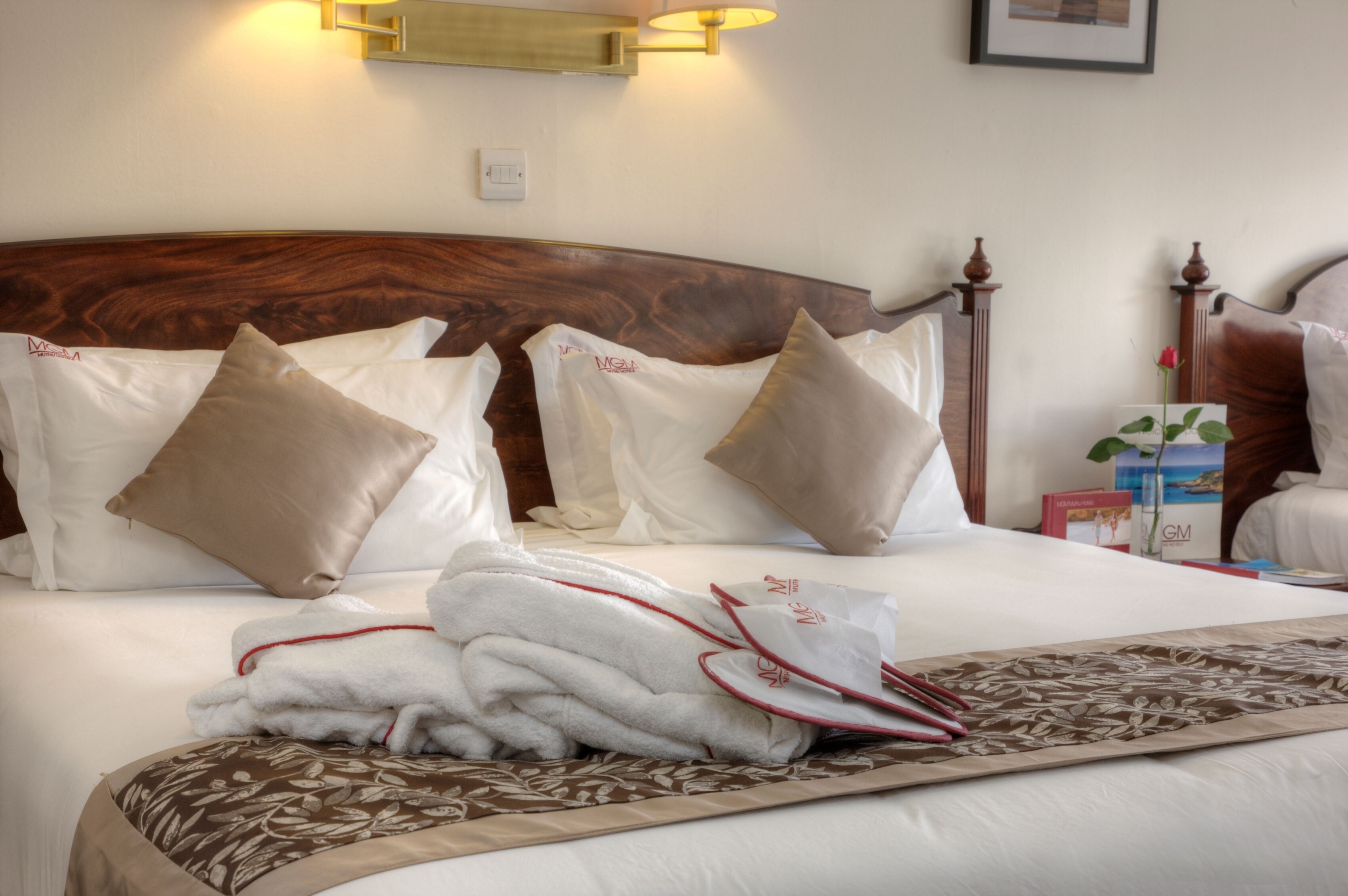 Muthu Alexandra Hotel