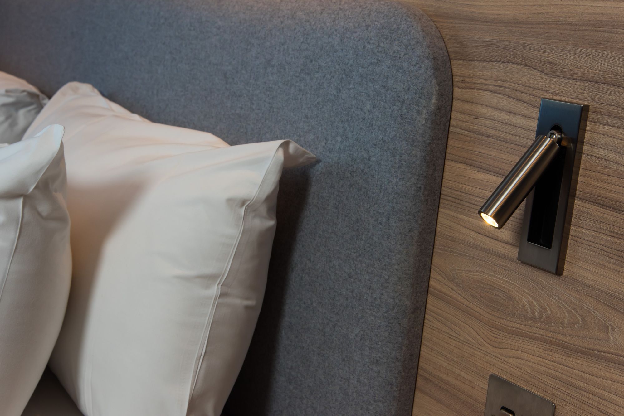 Holiday Inn Express Glasgow Airport