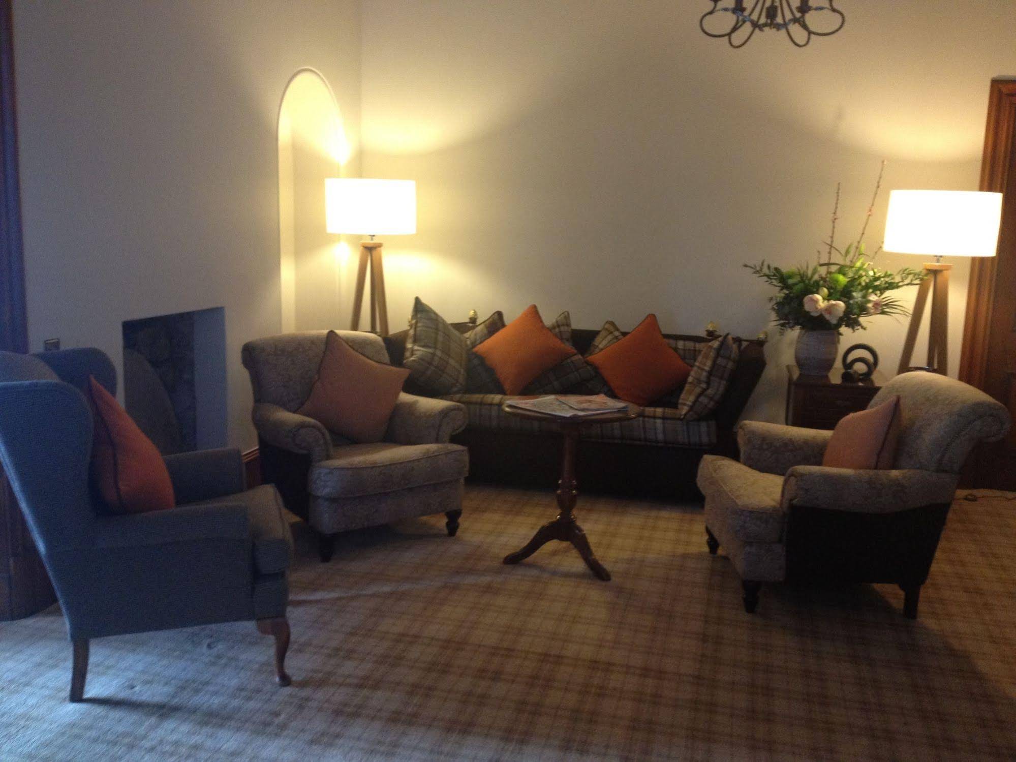 Craigmhor Lodge & Courtyard