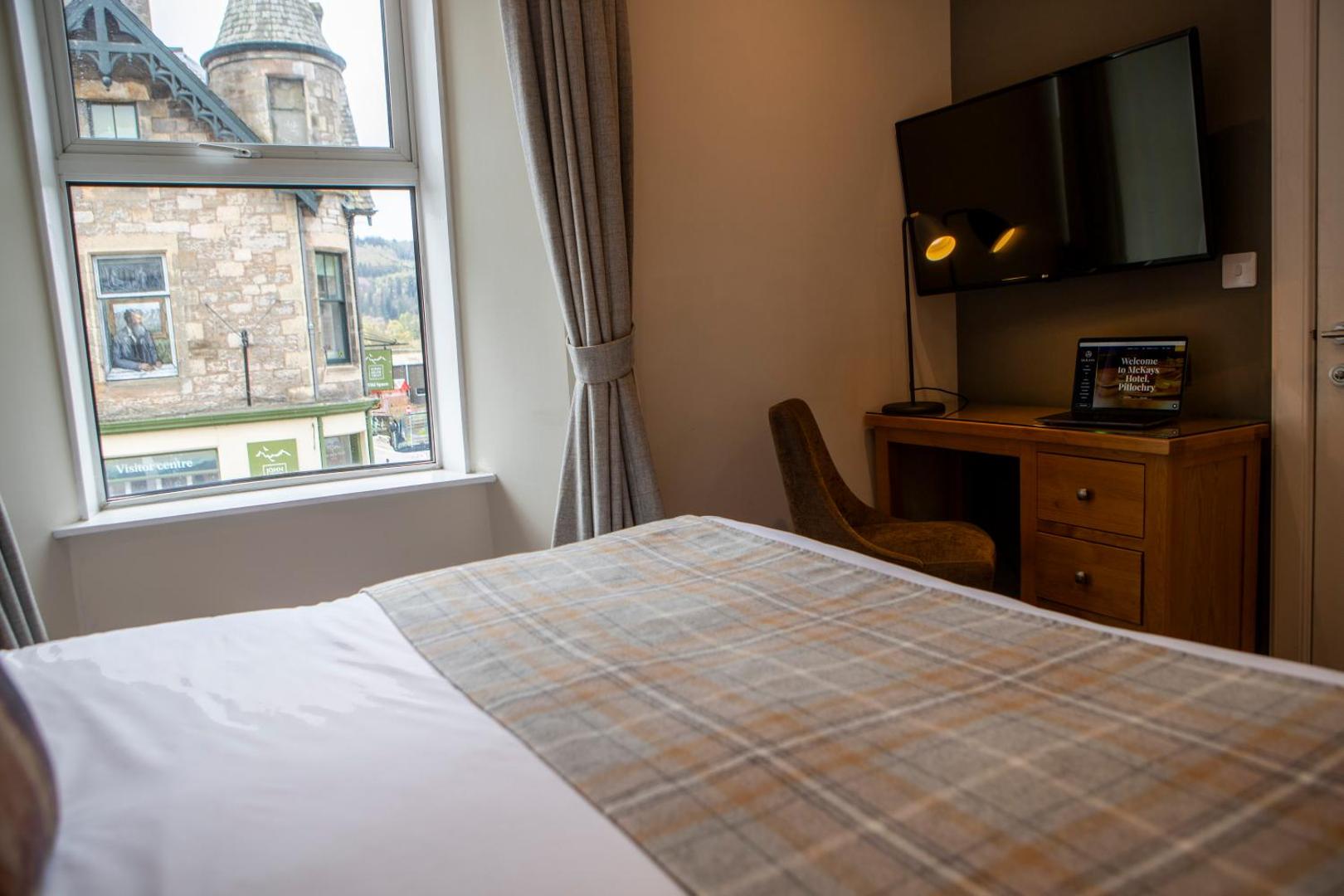 McKays Hotel, Bar & Restaurant