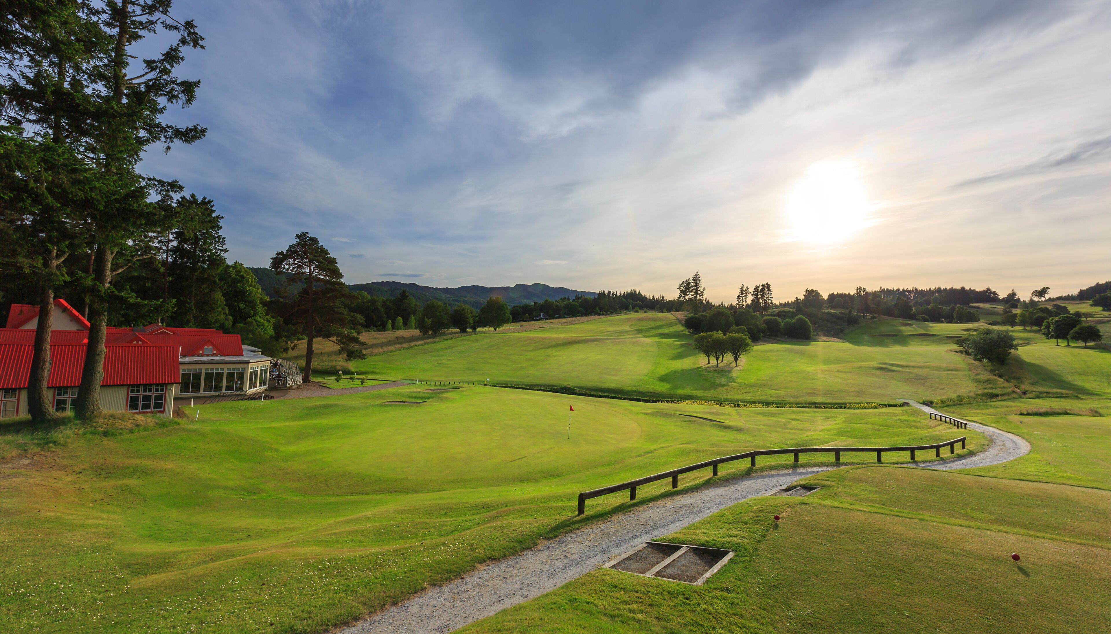 McKays Hotel, Bar & Restaurant