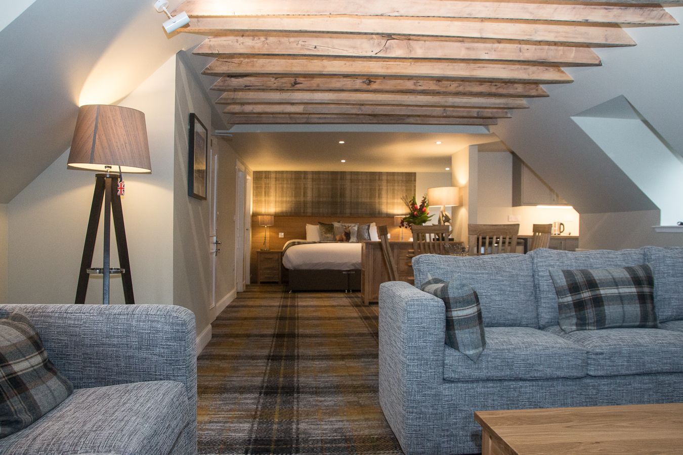 McKays Hotel, Bar & Restaurant