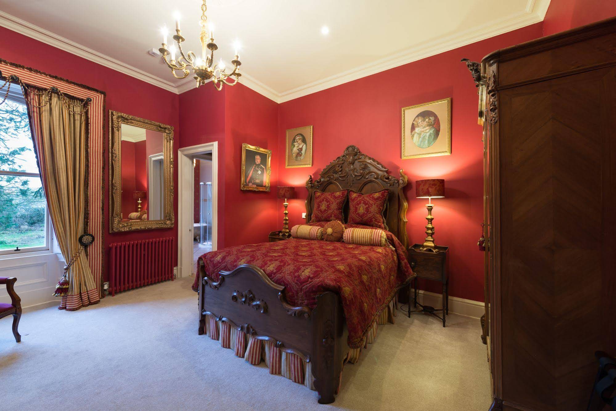 Eden Mansion Hotel