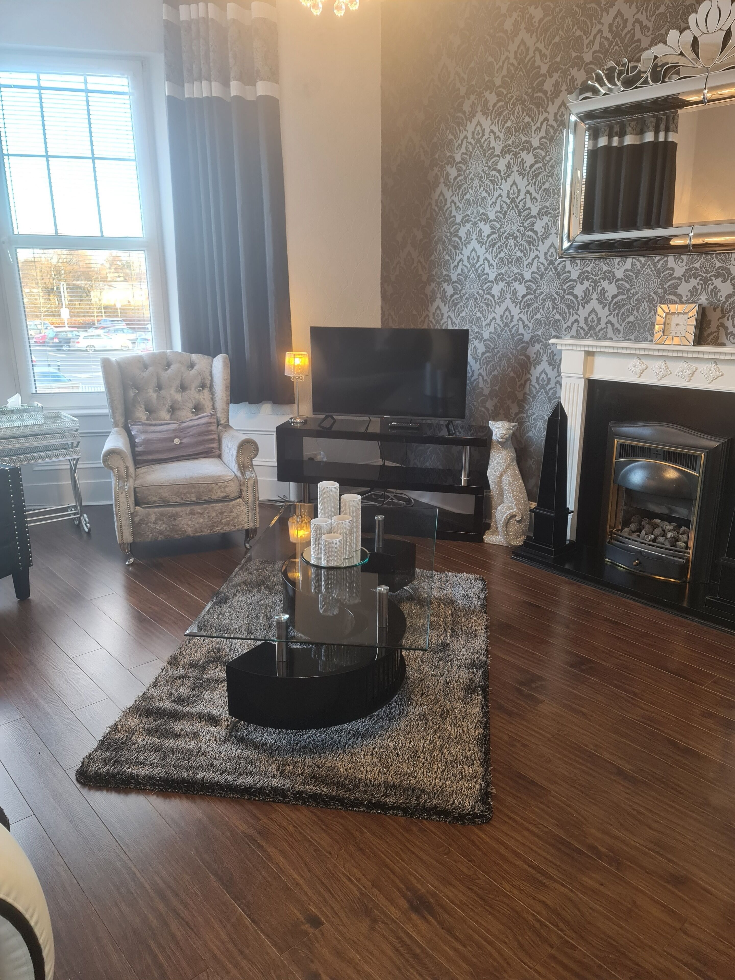 Robert The Bruce Apartment