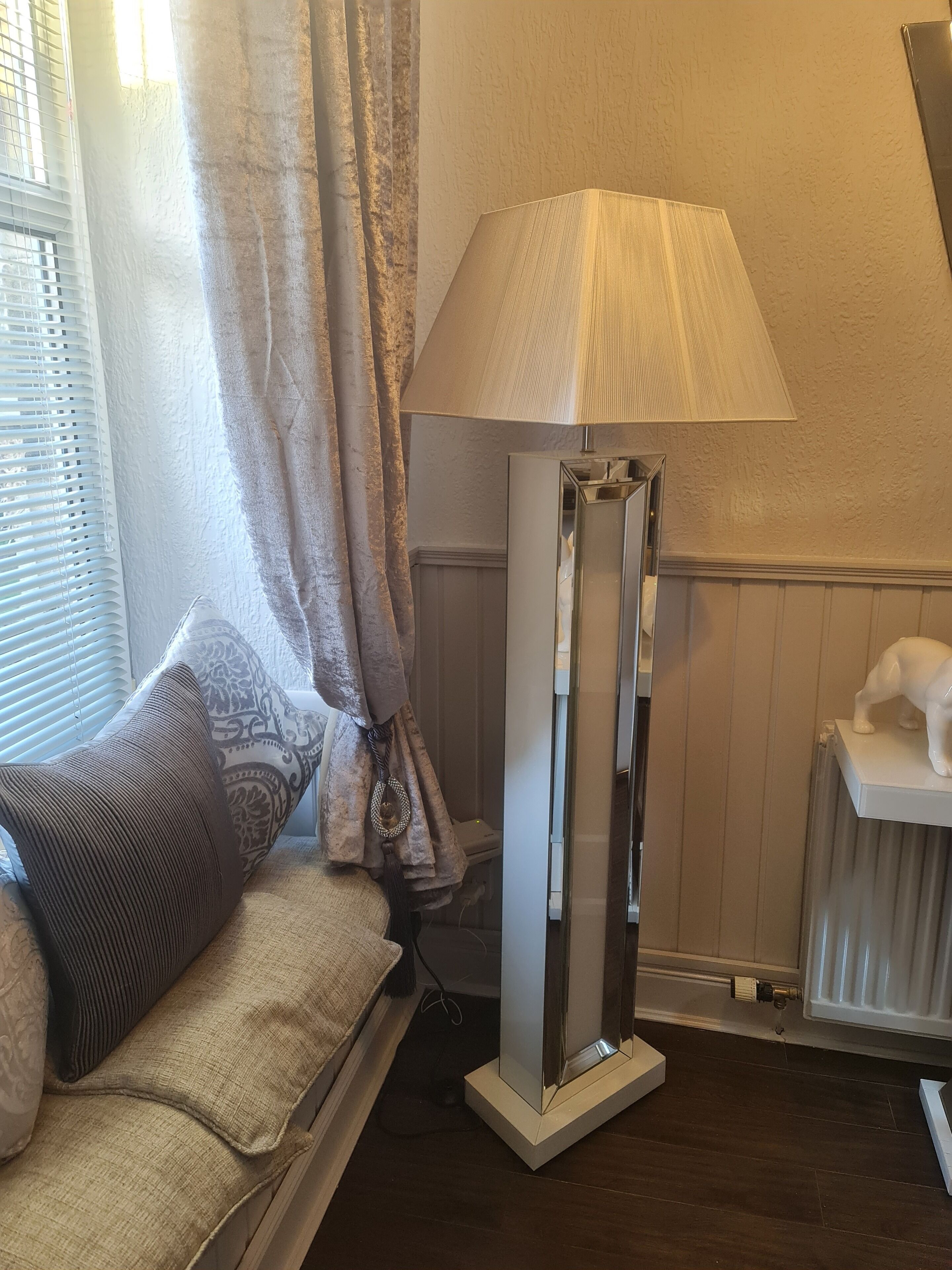 Robert The Bruce Apartment