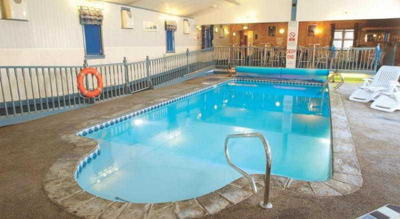 OYO Mackay's Spa Lodge Hotel