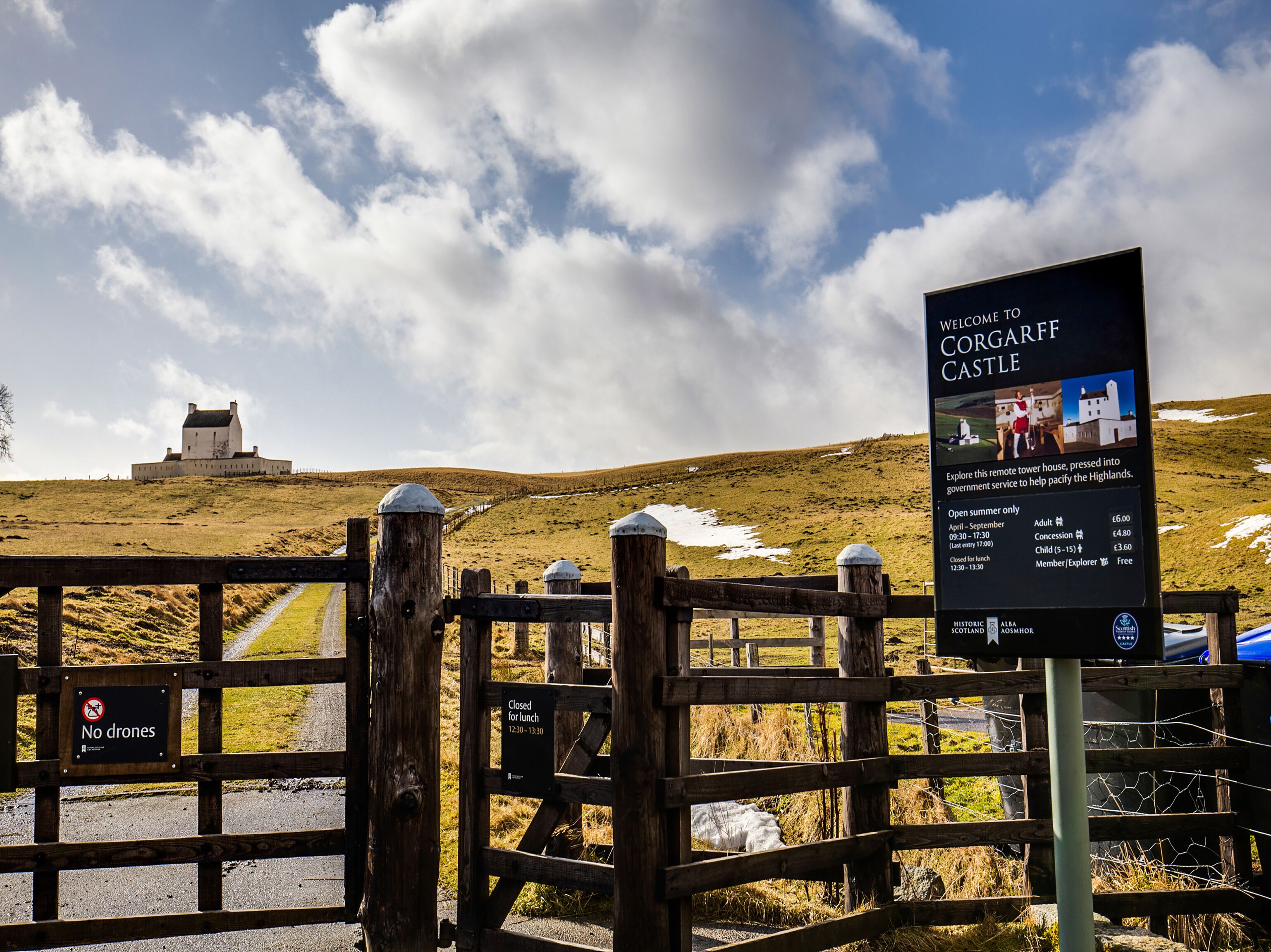 The Richmond Arms Hotel