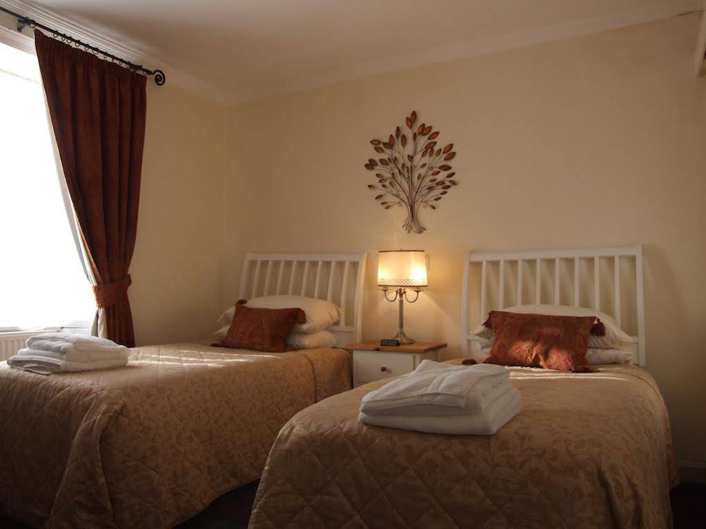 The Upper Largo Hotel & Restaurant